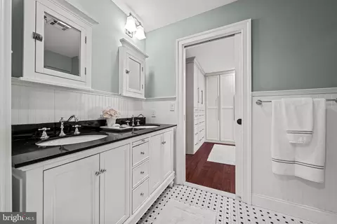 Bath - 11 E Upland Way, Haddonfield, NJ 08033 photo 3 of 11
