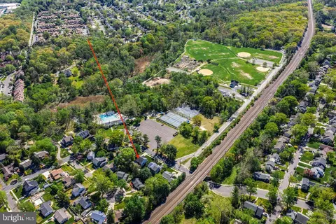 View/Area - 11 E Upland Way, Haddonfield, NJ 08033 photo 3 of 4