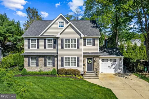 Exterior - 11 E Upland Way, Haddonfield, NJ 08033 photo 3 of 14