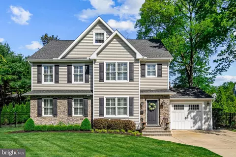 11 E Upland Way, Haddonfield, NJ 08033