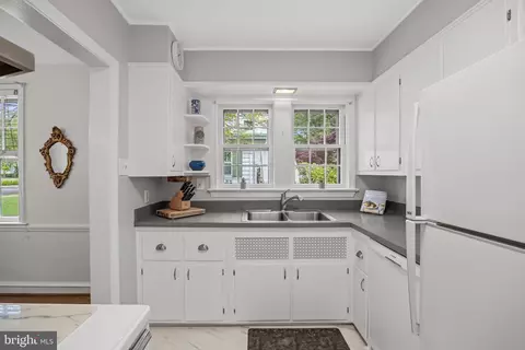 216 Windsor Ave, Haddonfield, NJ 08033 photo 13