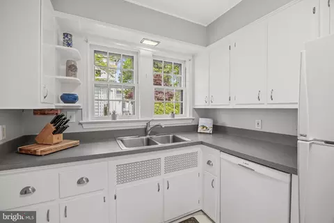216 Windsor Ave, Haddonfield, NJ 08033 photo 12