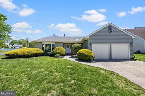 509 Longstone Dr, Cherry Hill, NJ 08003
