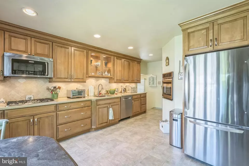  116 Deerfield Dr, Cherry Hill, NJ 08034 photo 12