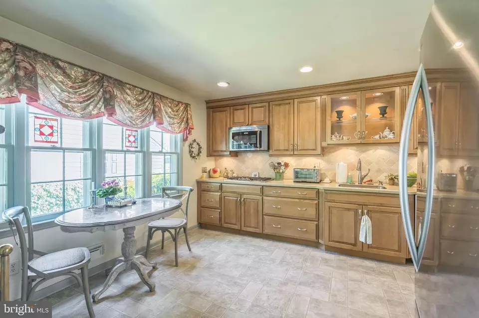  116 Deerfield Dr, Cherry Hill, NJ 08034 photo 10