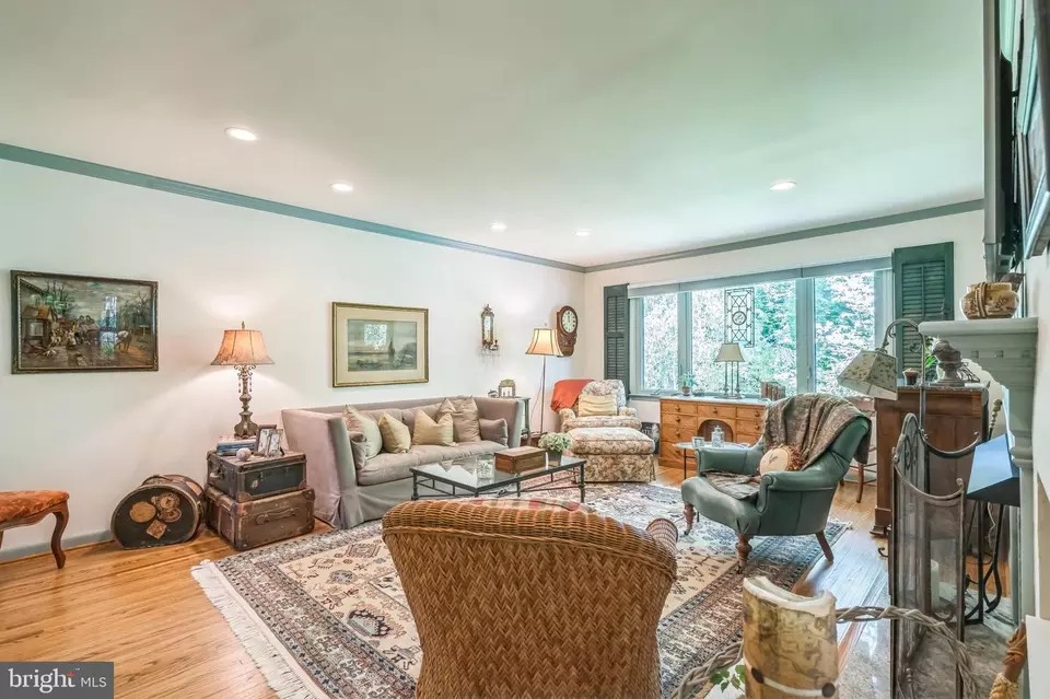  116 Deerfield Dr, Cherry Hill, NJ 08034 photo 9