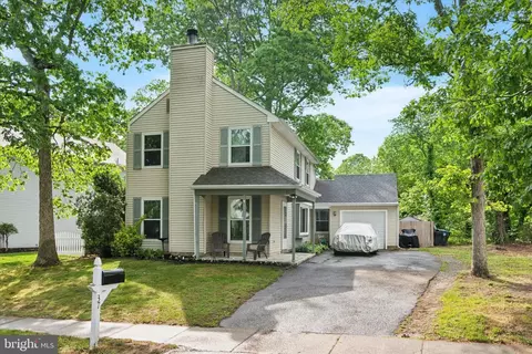 37 Brookview Dr, Atco, NJ 08004