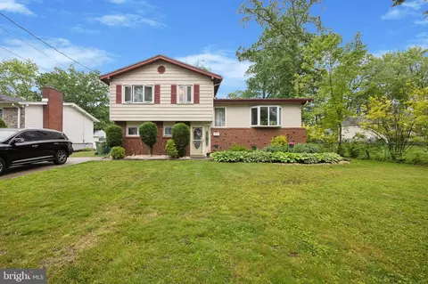 305 Victor Ave, Cherry Hill, NJ 08002