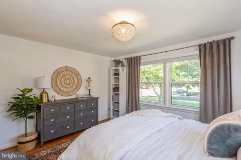Bedroom - 829 Cedar Ave, Haddonfield, NJ 08033 photo 7 of 7