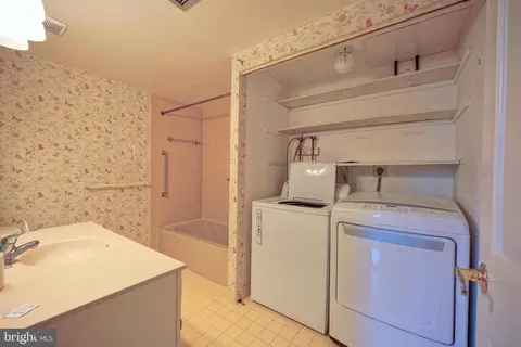 214 Haddonfield Cmns #214, Haddonfield, NJ 08033 photo 6