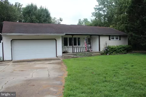 58 Swathmore Ave, Gloucester City, NJ 08030