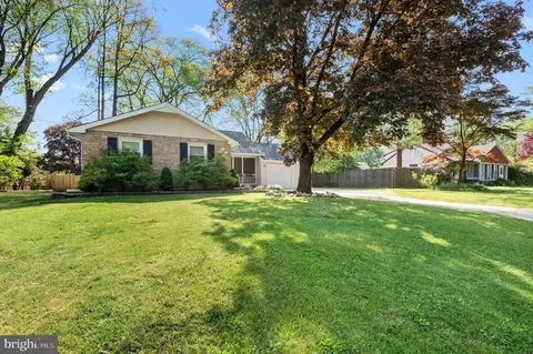 36 Delwood Rd, Cherry Hill, NJ 08002