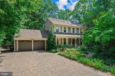 25 Signal Hill Dr, Voorhees, NJ 08043