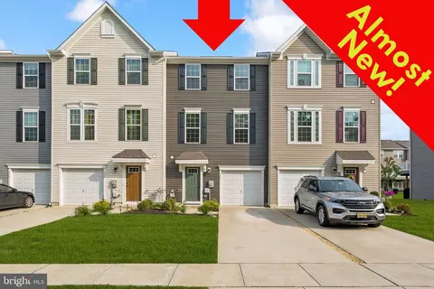 114 Commerce Center Dr, Sicklerville, NJ 08081