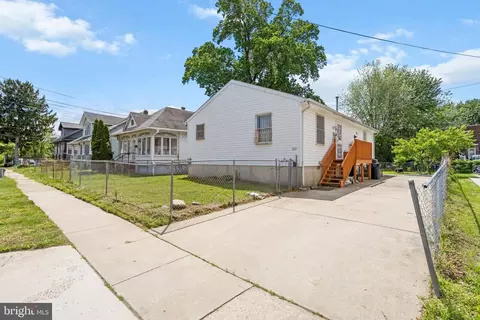 321 Linden Ave, Oaklyn, NJ 08107