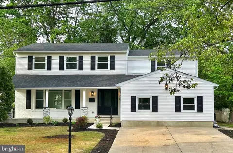 421 Doral Dr, Cherry Hill, NJ 08003