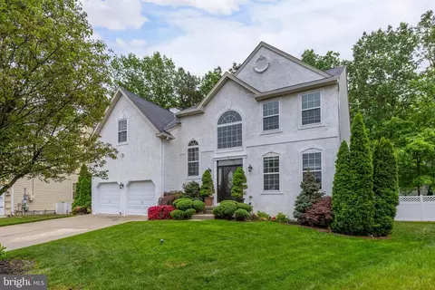 5 Homestead Ct, Sicklerville, NJ 08081