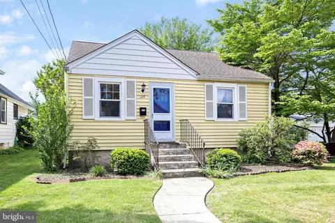 1312 Keswick Ave, Haddon Heights, NJ 08035