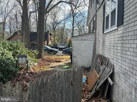131 W Clearview Ave, Pine Hill, NJ 08021 photo 4