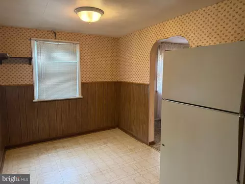 Entry Way - 21 Elm Ave, Clementon, NJ 08021 photo 1 of 1