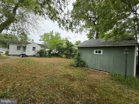 Exterior - 21 Elm Ave, Clementon, NJ 08021 photo 1 of 2