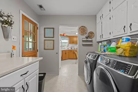 148 E Central Ave, Hammonton, NJ 08037 photo 17