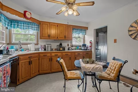 148 E Central Ave, Hammonton, NJ 08037 photo 14