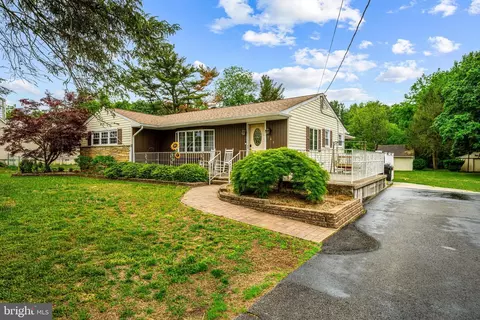 148 E Central Ave, Hammonton, NJ 08037