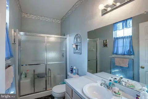 Bath - 4 Montclair Ave, Berlin, NJ 08009 photo 1 of 2