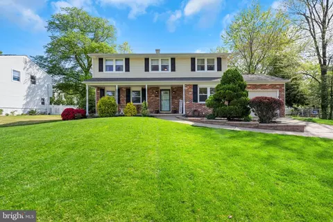 1522 Longfellow Dr, Cherry Hill, NJ 08003