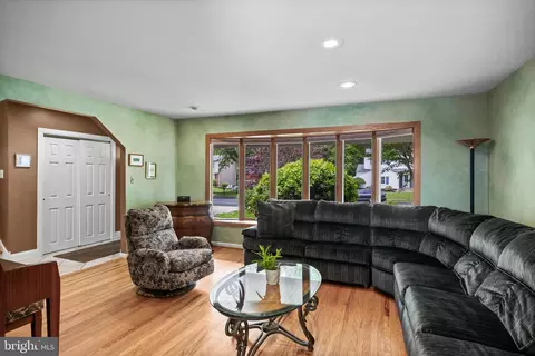 47 Clemson Rd, Cherry Hill, NJ 08034 photo 9