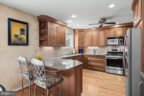 47 Clemson Rd, Cherry Hill, NJ 08034 photo 2