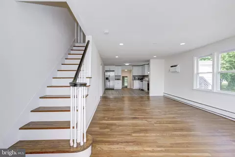 514 Chapel Ave W, Cherry Hill, NJ 08002