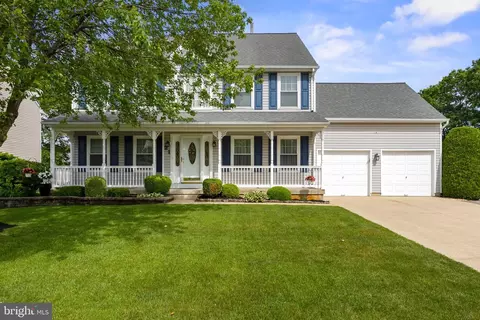 21 Lexington Park Rd, Sicklerville, NJ 08081