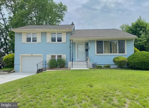 105 Ridge Rd, Cherry Hill, NJ 08002