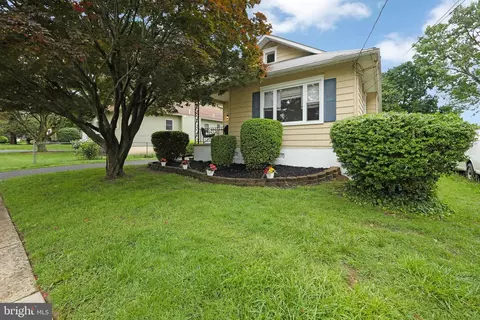 449 Audubon Ave, Audubon, NJ 08106