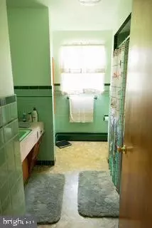 Entry Way - 643 S Egg Harbor Rd, Hammonton, NJ 08037 photo 6 of 8