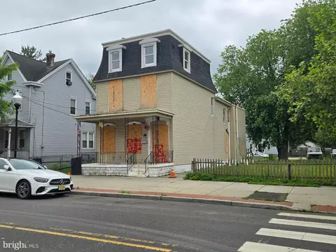 412 Market St, Gloucester City, NJ 08030