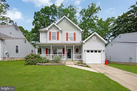 26 Juniper Ave, Somerdale, NJ 08083