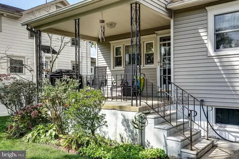 Exterior - 236 Ardmore Ave, Haddonfield, NJ 08033 photo 6 of 9