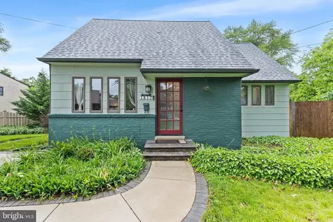 1517 Beverly Ter, Cherry Hill, NJ 08003