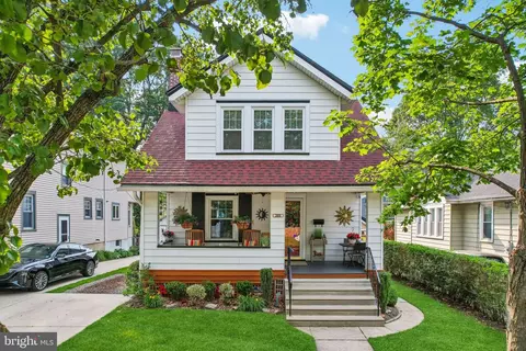 255 E Knight Ave, Collingswood, NJ 08108