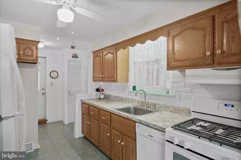 225 Buckner Ave, Haddonfield, NJ 08033 photo 8
