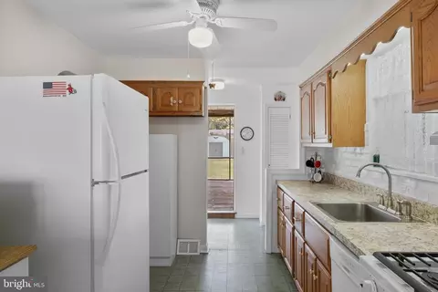225 Buckner Ave, Haddonfield, NJ 08033 photo 10