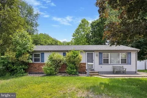 1013 S Scott Ave, Lindenwold, NJ 08021 photo 2