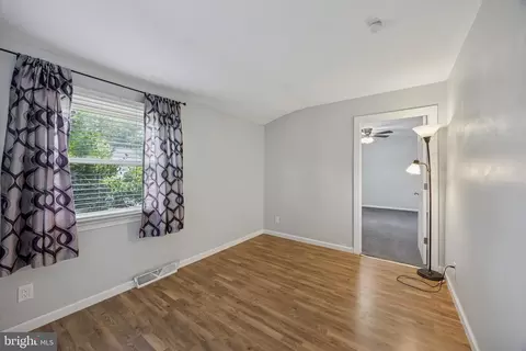 1013 S Scott Ave, Lindenwold, NJ 08021 photo 12