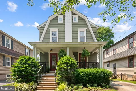 42 Evergreen Ln, Haddonfield, NJ 08033