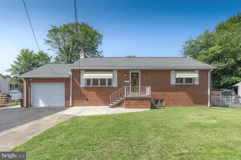 222 Nicholson Rd, Mount Ephraim, NJ 08059
