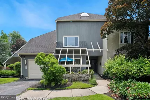 965 Chanticleer, Cherry Hill, NJ 08003