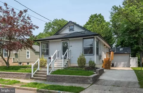 124 Washington Ave, Mount Ephraim, NJ 08059